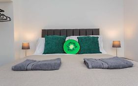 Cherry Property - Kiwi Suite